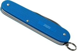 Victorinox Cadet Aqua Blue Limited Edition 2020 0.2601.L20 Swiss Pocket Knife 11 Victorinox Cadet Aqua Blue Limited Edition 2020 0.2601.L20 Swiss Pocket Knife -Victorinox VT0 2601 L20 05 victorinox