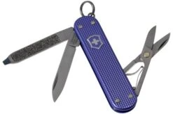 Victorinox Classic SD Alox Colours, Electric Lavender 0.6221.223G Swiss Pocket Knife