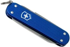 Victorinox Classic Alox Blue 0.6221-22R4.KTE1 Knivesandtools Edition, Swiss Pocket Knife 11 Victorinox Classic Alox Blue 0.6221-22R4.KTE1 Knivesandtools Edition, Swiss Pocket Knife -Victorinox VT0 6221 22R4 KTE1 04 victorinox