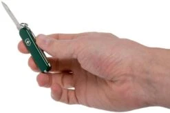 Victorinox Classic SD Green 0.6223.4 Swiss Pocket Knife -Victorinox VT0 6223 4 05 victorinox