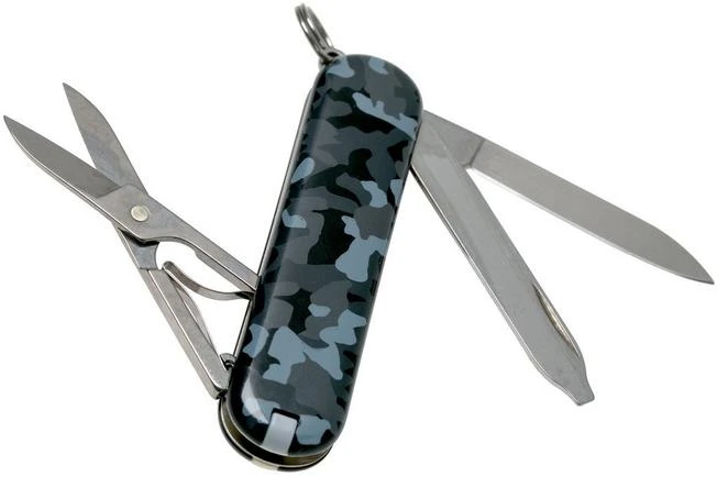 Victorinox Classic SD Camouflage 0.6223.942 Swiss Pocket Knife 4 Victorinox Classic SD Camouflage 0.6223.942 Swiss Pocket Knife - Image 2