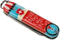 Victorinox Classic SD Let It Pop! Limited Edition 2019 0-6223-L1910 Swiss Pocket Knife 12 Victorinox Classic SD Let It Pop! Limited Edition 2019 0-6223-L1910 Swiss Pocket Knife -Victorinox VT0 6223 L1910 04 victorinox