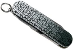 Victorinox Classic SD Eagle Flight Limited Edition 2021 0.6223.L2102 Swiss Pocket Knife 10 Victorinox Classic SD Eagle Flight Limited Edition 2021 0.6223.L2102 Swiss Pocket Knife -Victorinox VT0 6223 L2102 04 victorinox