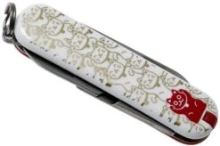 Victorinox Classic SD Lucky Cat Limited Edition 2021 0.6223.L2106 Swiss Pocket Knife -Victorinox VT0 6223 L2106 04 victorinox