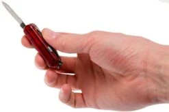 Victorinox Midnite Manager, Swiss Pocket Knife, Transparant Red -Victorinox VT0 6366 T 05 victorinox vt0 6366 t 05