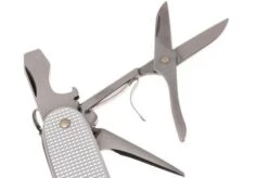 Victorinox Pioneer X 10 Victorinox Pioneer X -Victorinox VT0 8231 26 02 victorinox pioneer x vt0 8231 26 02