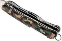 Victorinox Trailmaster, Swiss Pocket Knife, Camouflage -Victorinox VT0 8463 MW94 04 victorinox vt0 8463 mw94 04