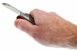 Victorinox Swisschamp (33) - Red Transparant 16 Victorinox Swisschamp (33) - Red Transparant -Victorinox VT1 6795 T 07 victorinox swisschamp 33 rood transparant vt1 6795 t d7