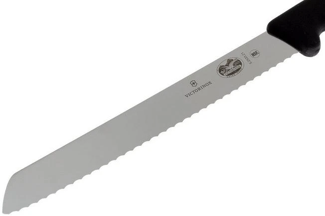 Victorinox Fibrox Bread Knife 21 Cm 5.2533.21 4 Victorinox Fibrox Bread Knife 21 Cm 5.2533.21 - Image 2