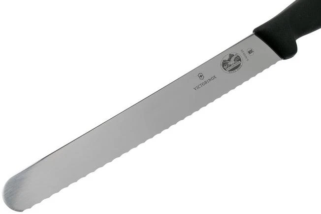 Victorinox Fibrox Pastry/bread Knife 25 Cm, 5-4233-25 5 Victorinox Fibrox Pastry/bread Knife 25 Cm, 5-4233-25 - Image 3