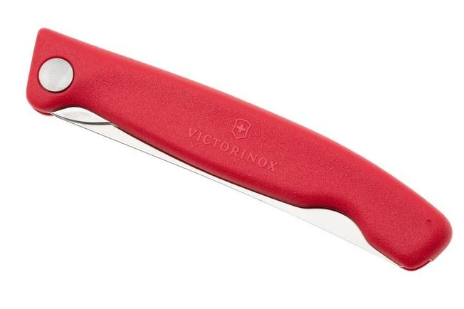 Victorinox SwissClassic 6.7831.FB Serrated Foldable Vegetable Knife, Red 8 Victorinox SwissClassic 6.7831.FB Serrated Foldable Vegetable Knife, Red - Image 6