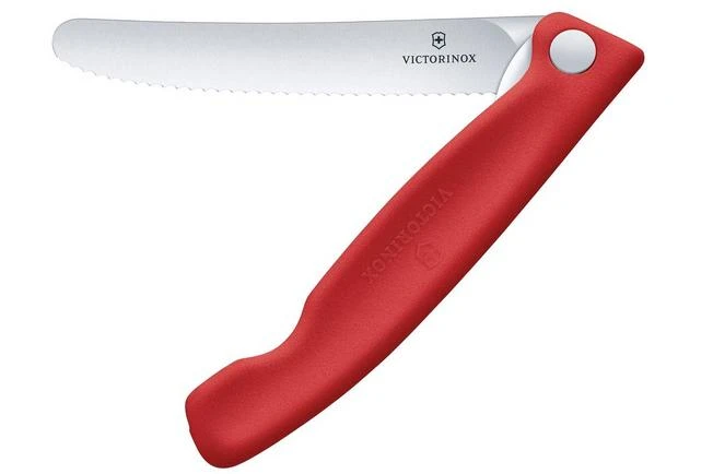 Victorinox Swiss Classic Picnic Knife 6.7831.FC1 Wavy, Red, Foldable Serrated Vegetable Knife 3 Victorinox Swiss Classic Picnic Knife 6.7831.FC1 Wavy, Red, Foldable Serrated Vegetable Knife