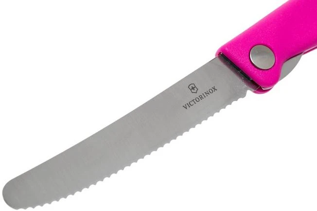 Victorinox SwissClassic Foldable Vegetable Knife Pink, 6.7836.F5B 5 Victorinox SwissClassic Foldable Vegetable Knife Pink, 6.7836.F5B - Image 3