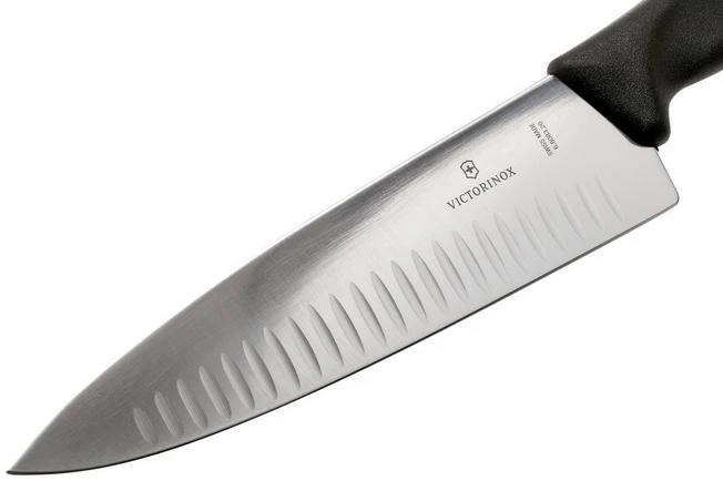 Victorinox SwissClassic 6.8083.20G Chef's Knife With Dimples 20 Cm, Black 4 Victorinox SwissClassic 6.8083.20G Chef's Knife With Dimples 20 Cm, Black - Image 3