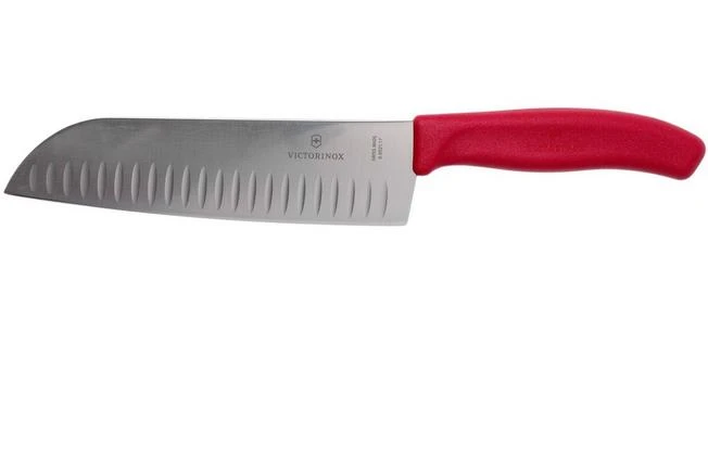 Victorinox SwissClassic 6.8521.17B Santoku With Dimples 17 Cm, Red 3 Victorinox SwissClassic 6.8521.17B Santoku With Dimples 17 Cm, Red