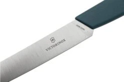 Victorinox Swiss Modern 6.9006.112 Table Knife 11 Cm, Blue 11 Victorinox Swiss Modern 6.9006.112 Table Knife 11 Cm, Blue -Victorinox VT6 9006 112 05 victorinox