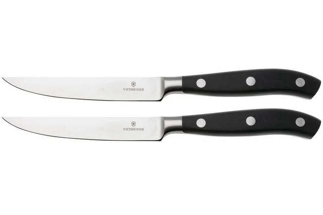 Victorinox Grand Maître Steak Knife Set 7.7242.2, 2-knife Set, POM, Straight, 12 Cm 3 Victorinox Grand Maître Steak Knife Set 7.7242.2, 2-knife Set, POM, Straight, 12 Cm
