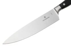Victorinox Grand Maître Chef's Knife 7.7403.20G, POM, Chef's Knife, 20 Cm 9 Victorinox Grand Maître Chef's Knife 7.7403.20G, POM, Chef's Knife, 20 Cm -Victorinox VT7 7403 20G 03 victorinox